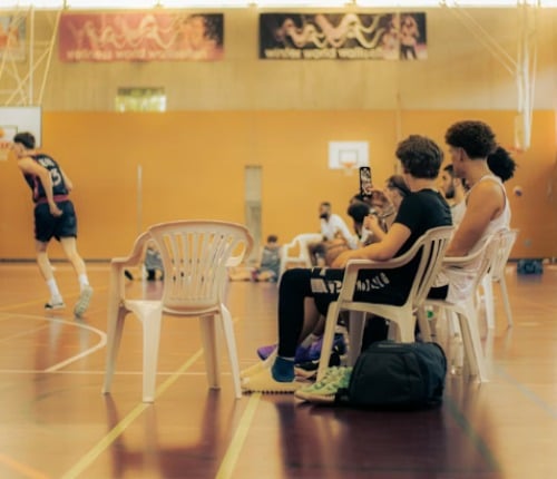 sillas plegables para club deportivo